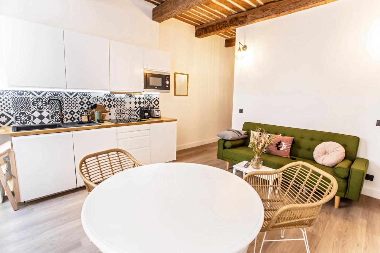 Apartamento Douceur Au Coeur Du Panier Marsella Exterior foto
